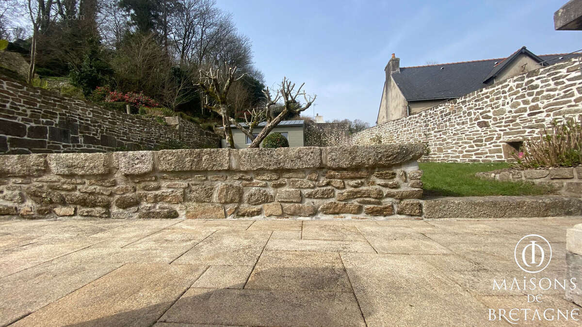 Maison à PONT-AVEN