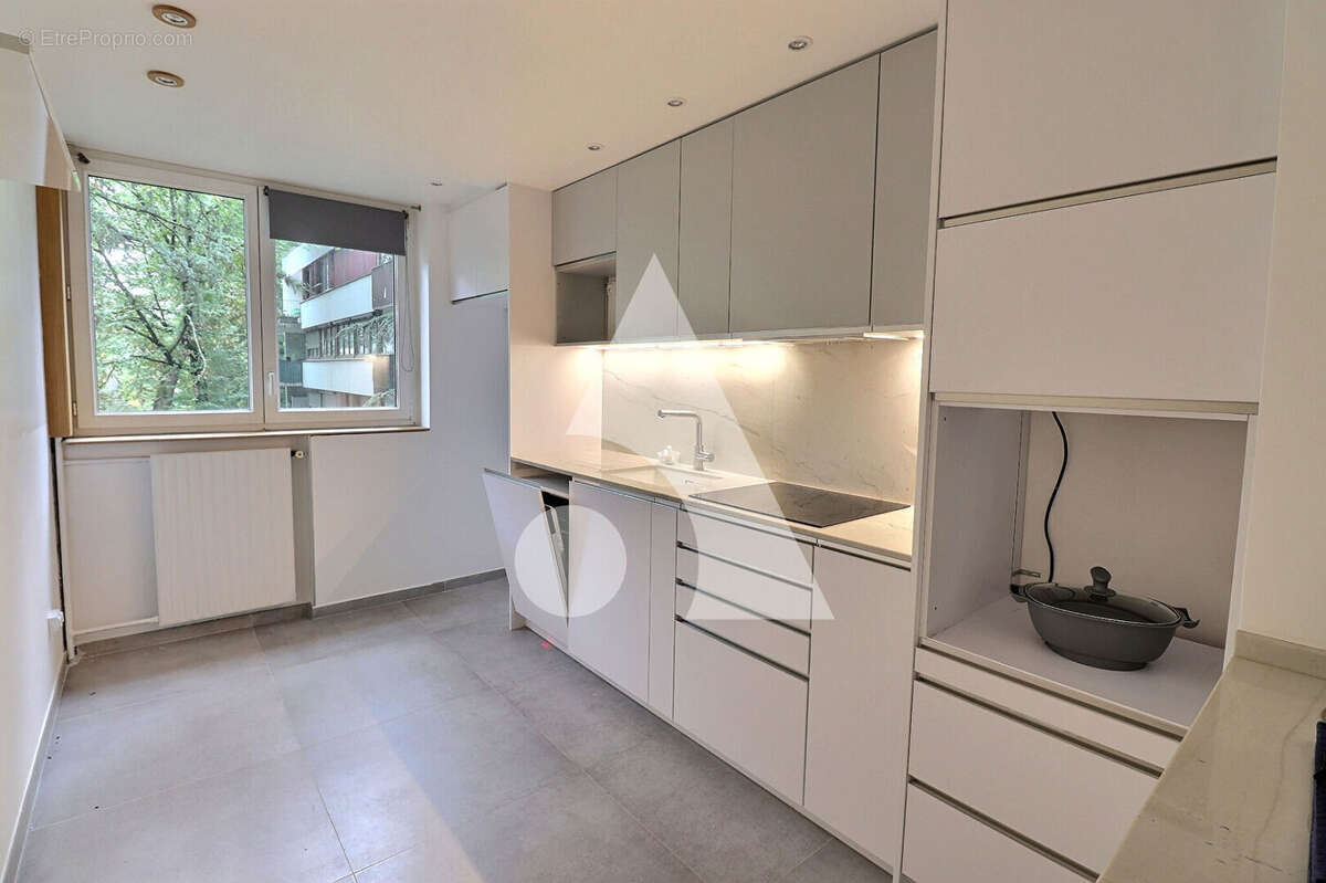 Appartement à MERY-SUR-OISE