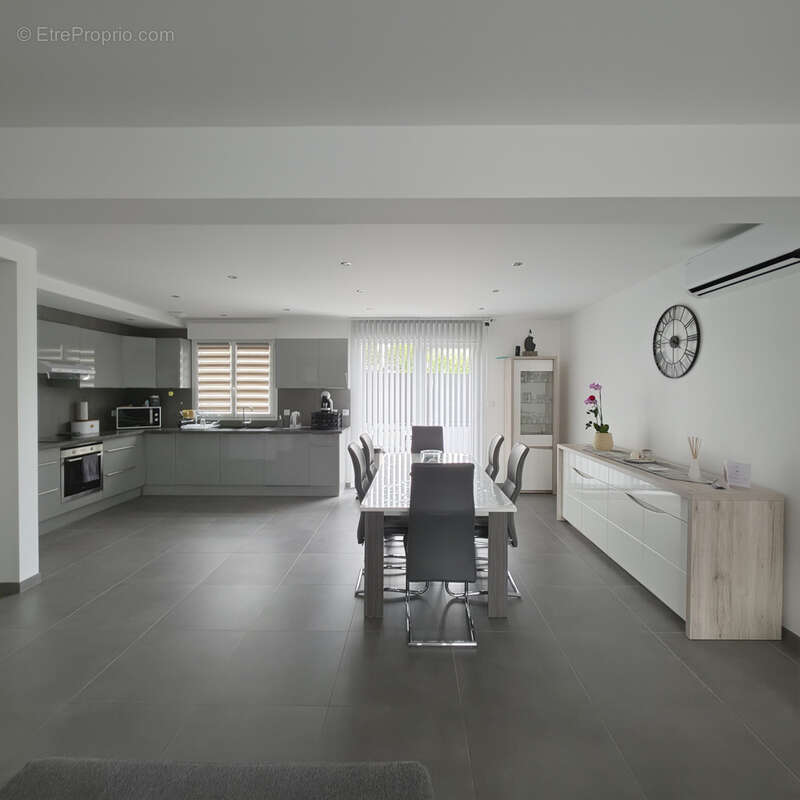 Grande maison familiale CONTEMPORAINE individuelle - photo 6