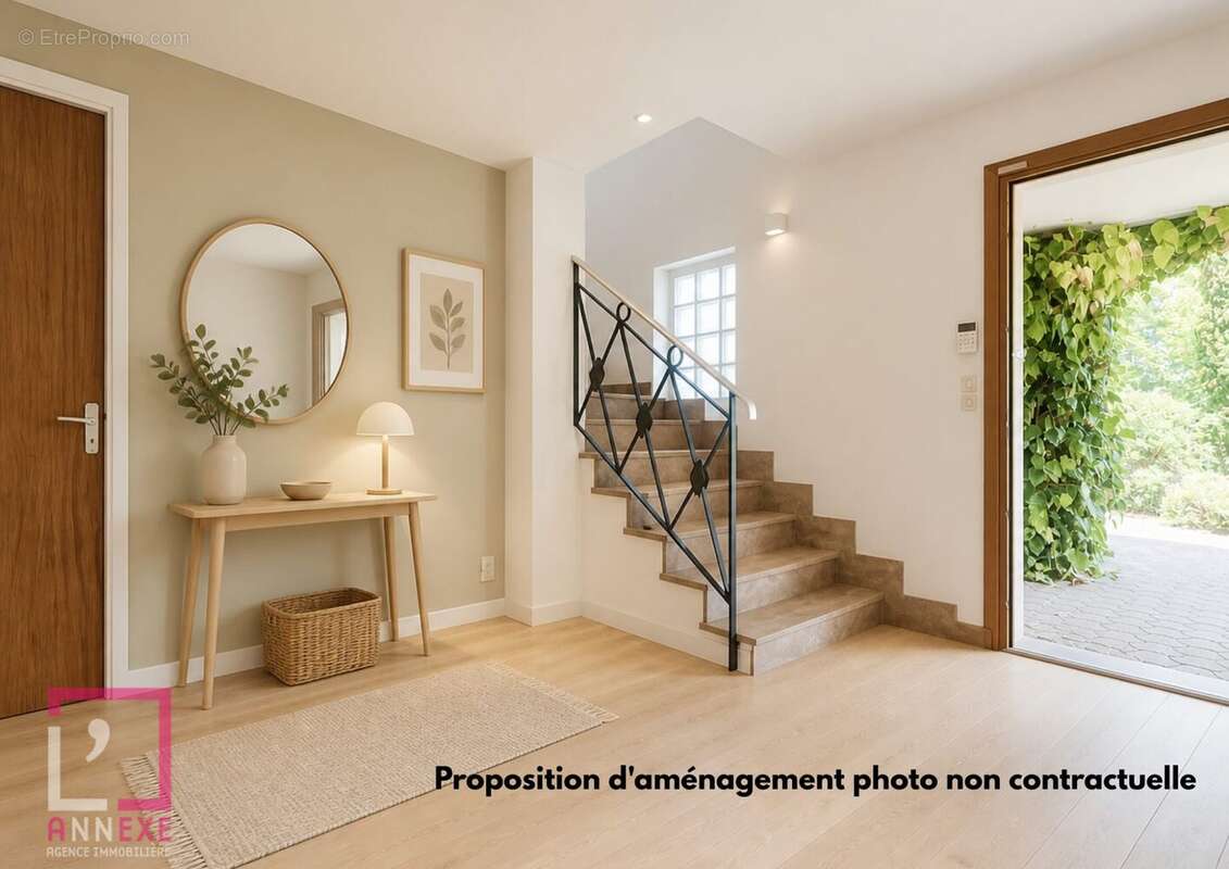 Maison à COLLONGES-AU-MONT-D'OR