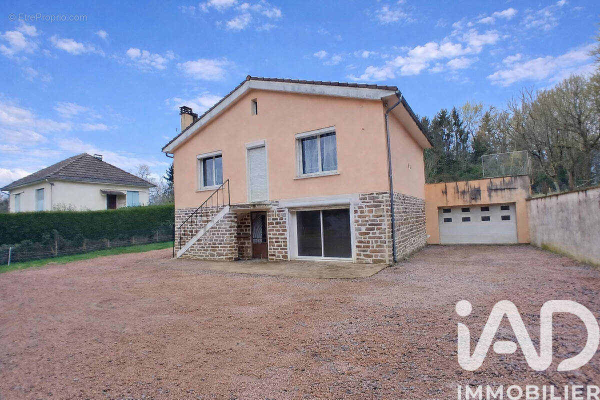 Photo 1 - Maison à LA COQUILLE