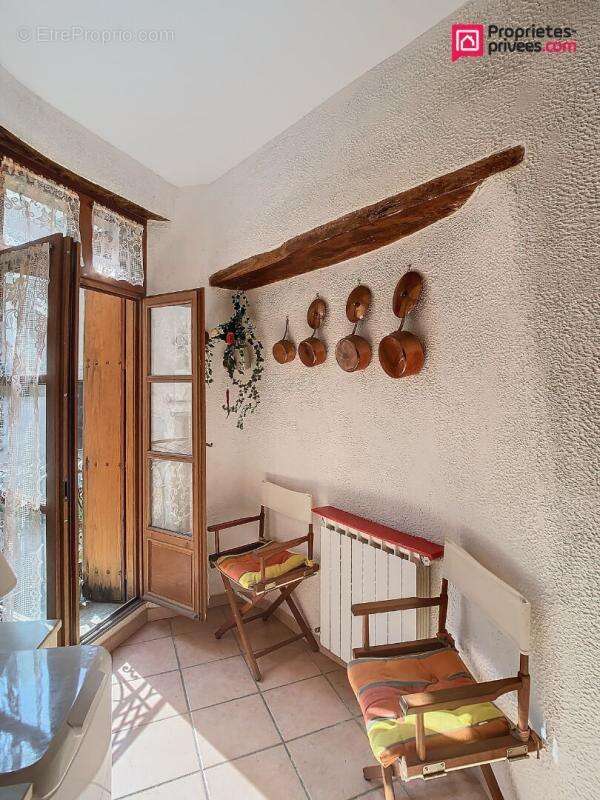 Appartement à AVEZE