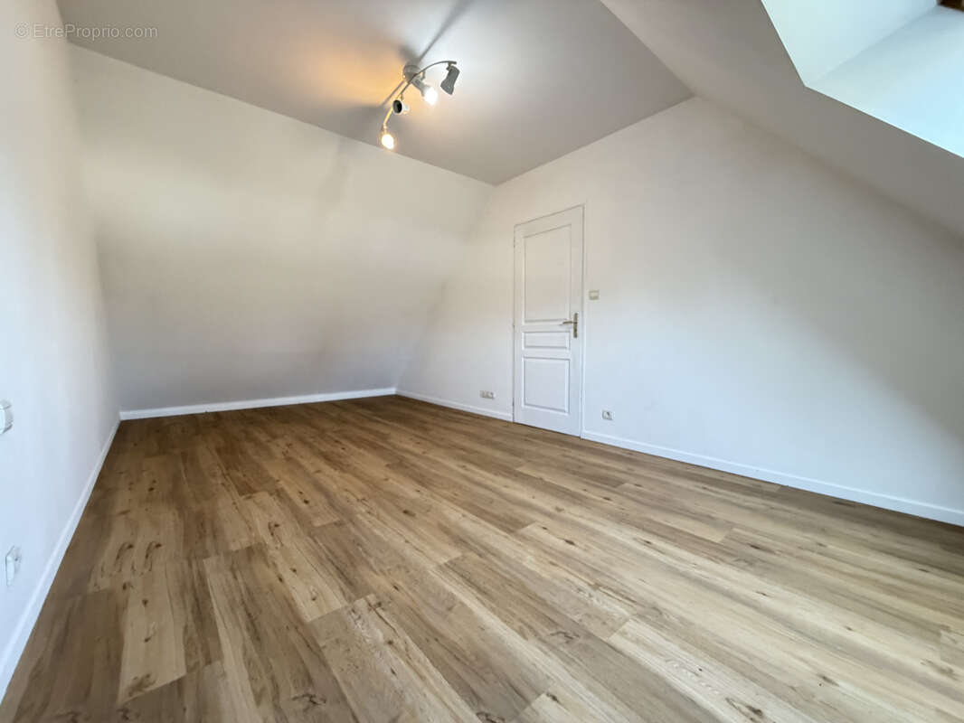 Maison à LAIGNE-EN-BELIN