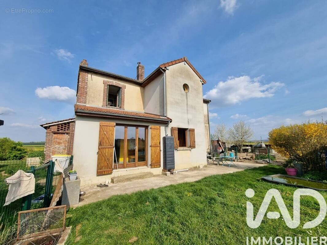 Photo 1 - Maison à CUY
