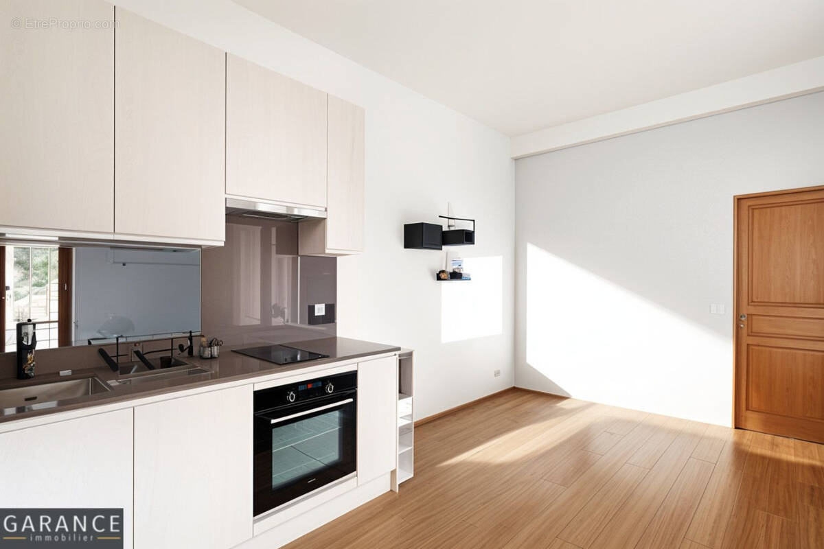 Appartement à PARIS-14E