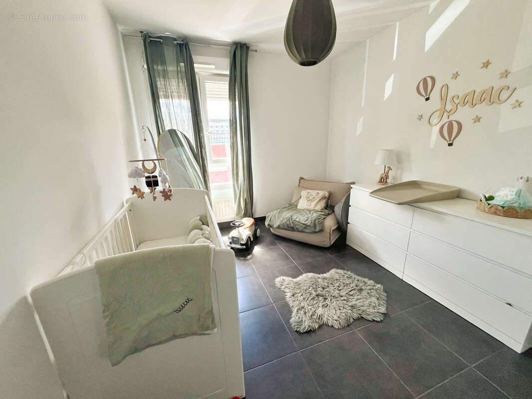 Appartement à LYON-9E