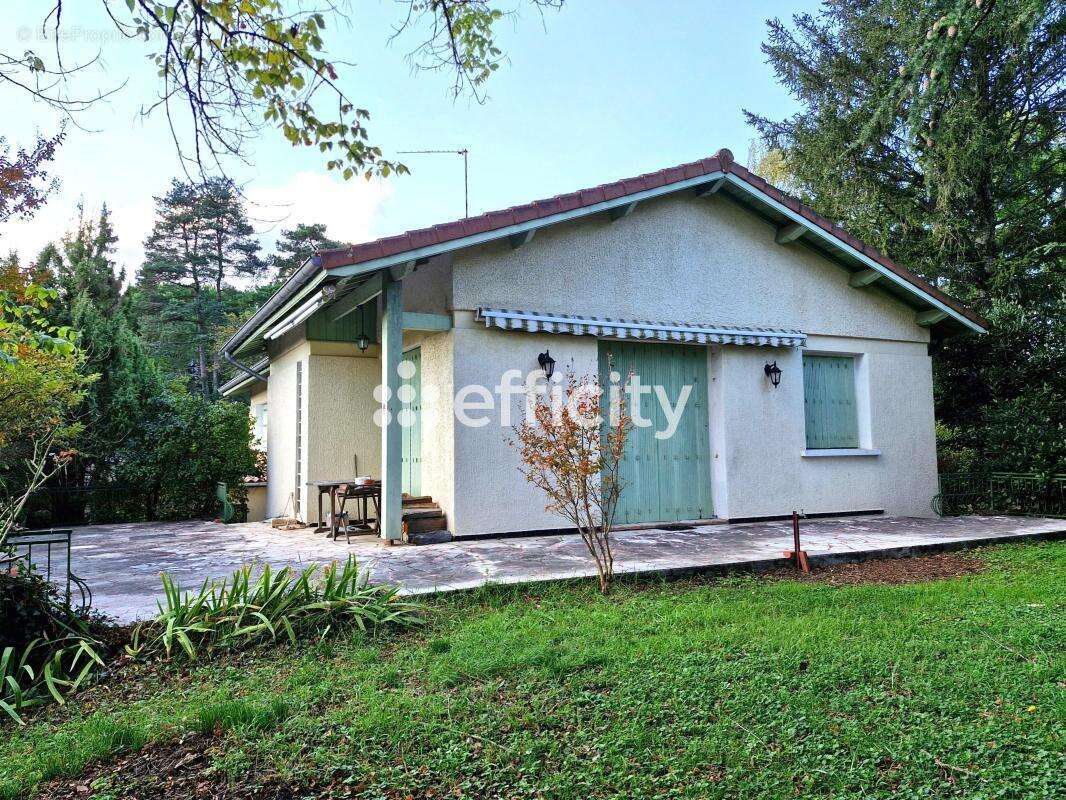Maison à COLLONGES-AU-MONT-D'OR