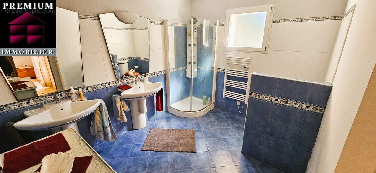 Maison à SAINT-ESTEVE