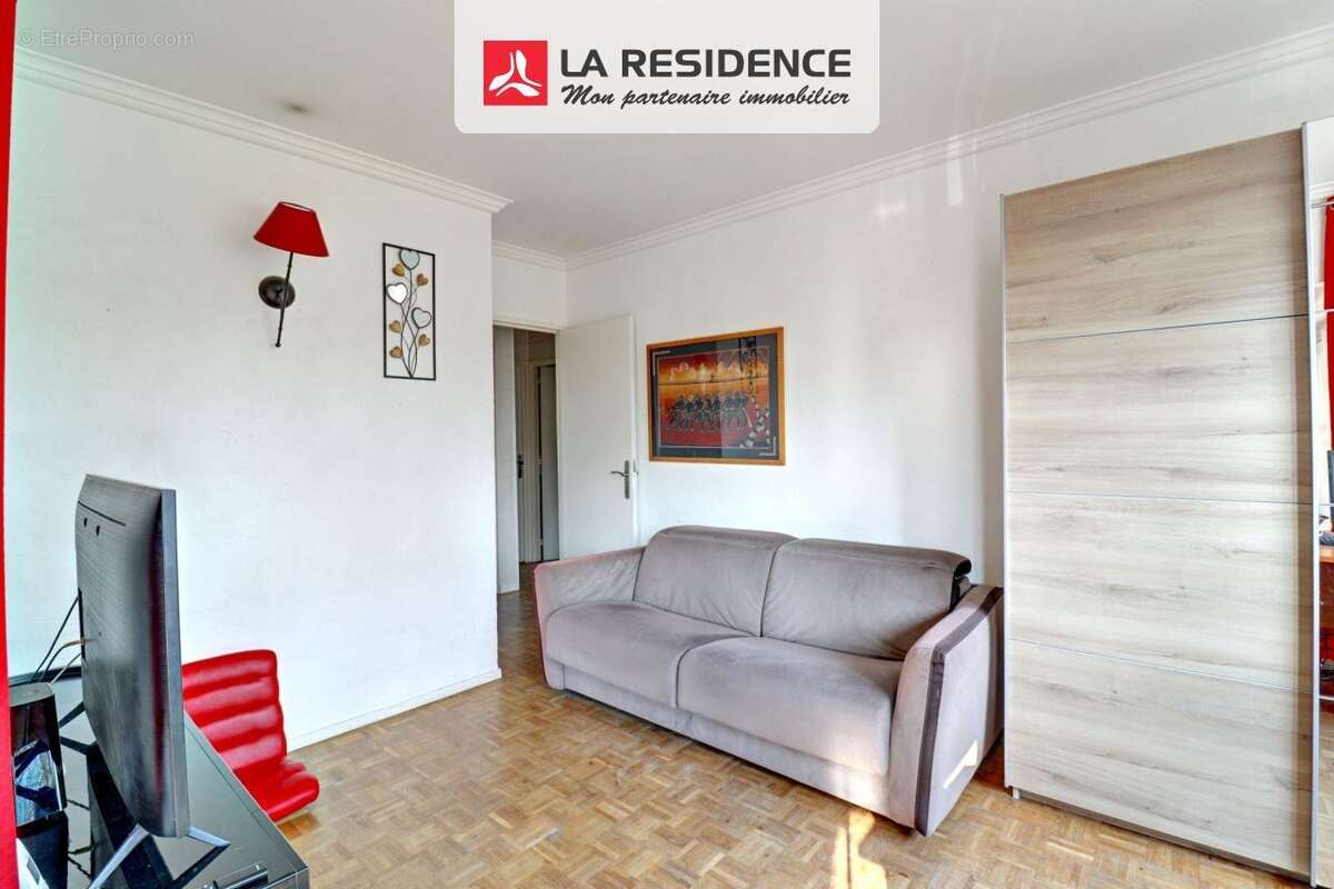 Appartement à VERNEUIL-SUR-SEINE