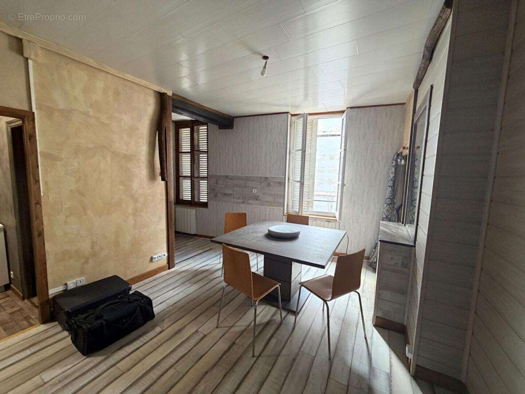 Immeuble de rapport à fort potentiel en plein centre de Nevers - photo 2