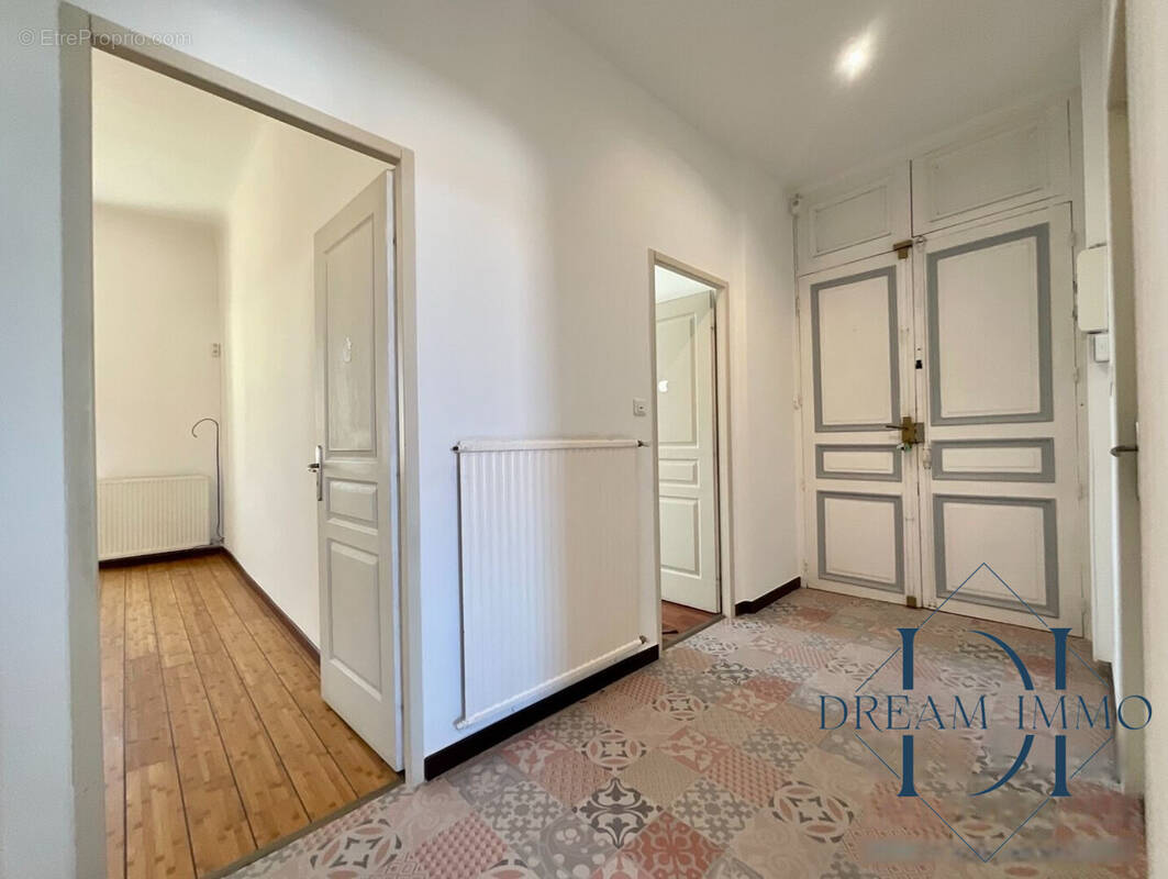 Appartement à HYERES