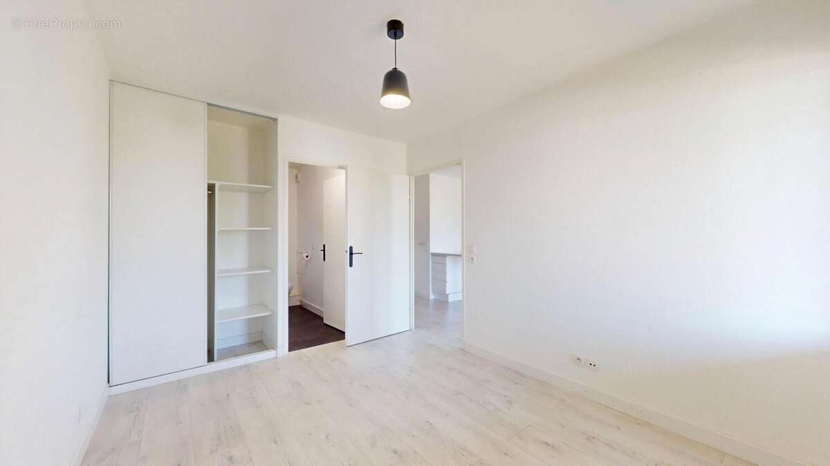 Appartement 42 m² à Artigues-Pres-Bordeaux  - photo 6