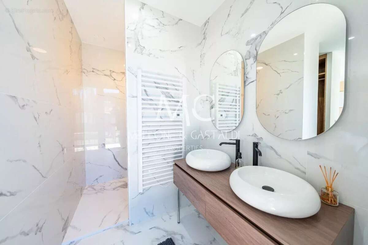 Maison à MOUGINS