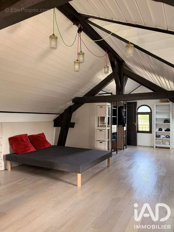 Maison 160 m² à Arthaz-Pont-Notre-Dame  - photo 8