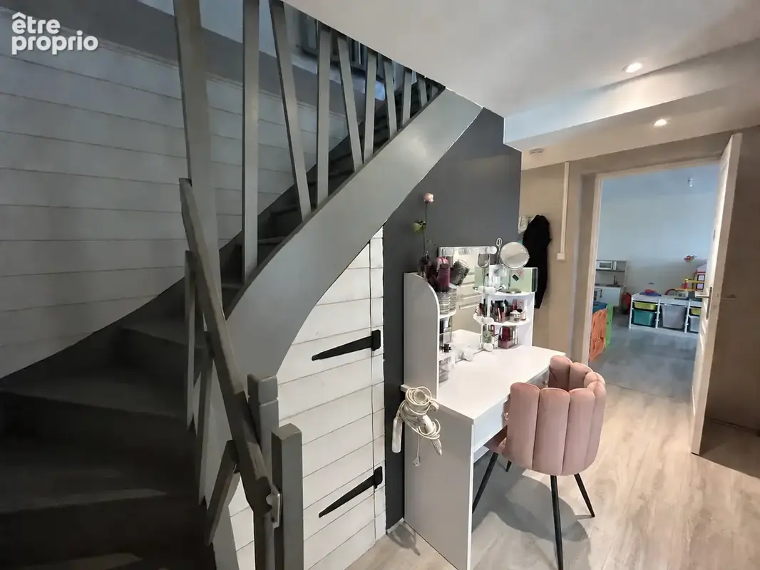 Veauche belle maison 3 chambres avec terrain - photo 12