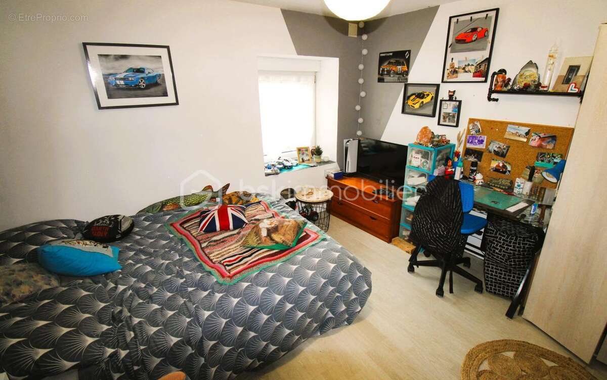 Maison à MENONCOURT