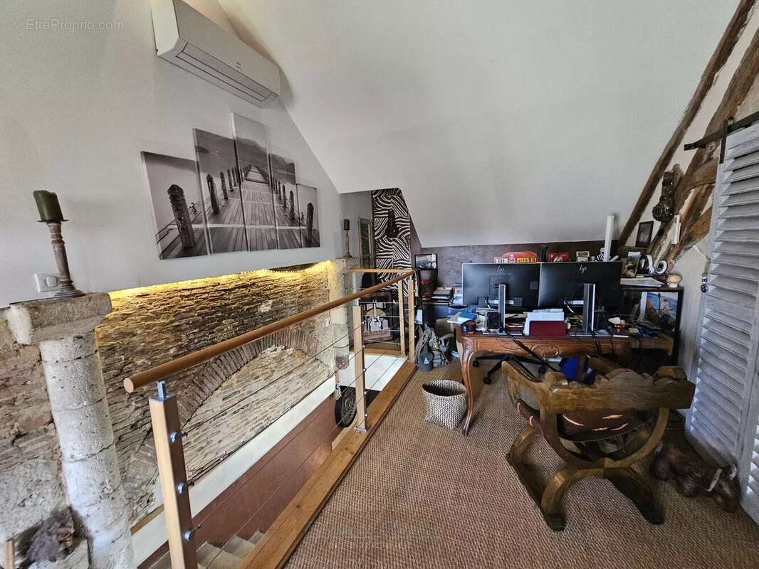 Maison à FERRIERES-EN-GATINAIS