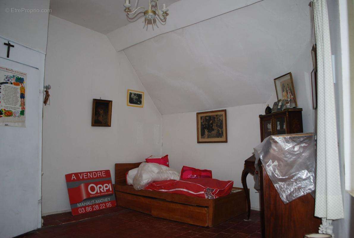 Maison à COSNE-COURS-SUR-LOIRE