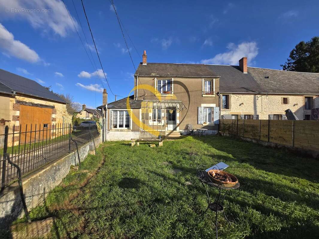 Maison à MENETOU-SALON