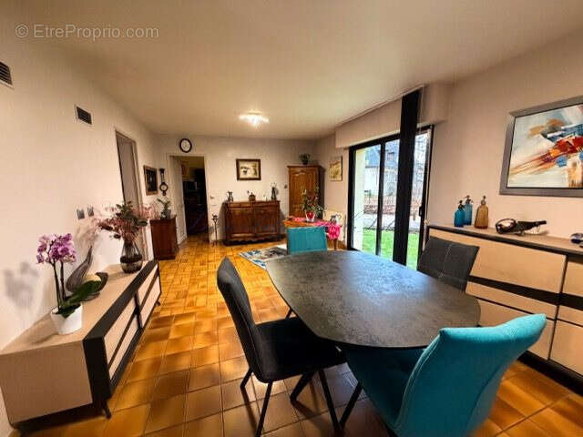 Maison à CHAMPCEVINEL