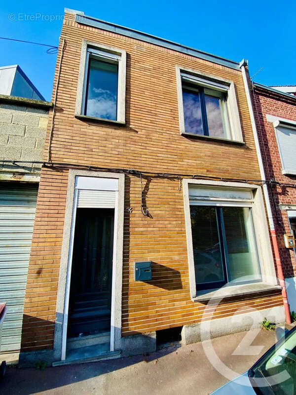 Maison à HELLEMMES-LILLE
