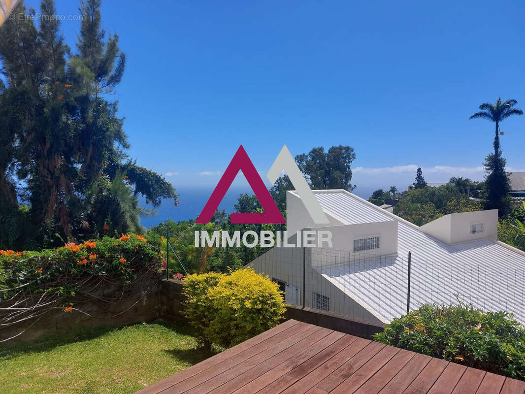 Maison à SAINT-DENIS