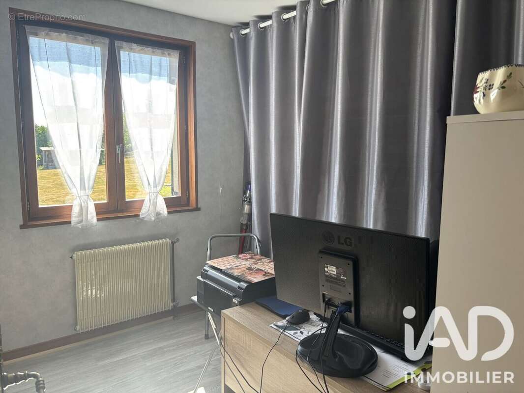 Maison 95 m² à Toulon-Sur-Arroux  - photo 9