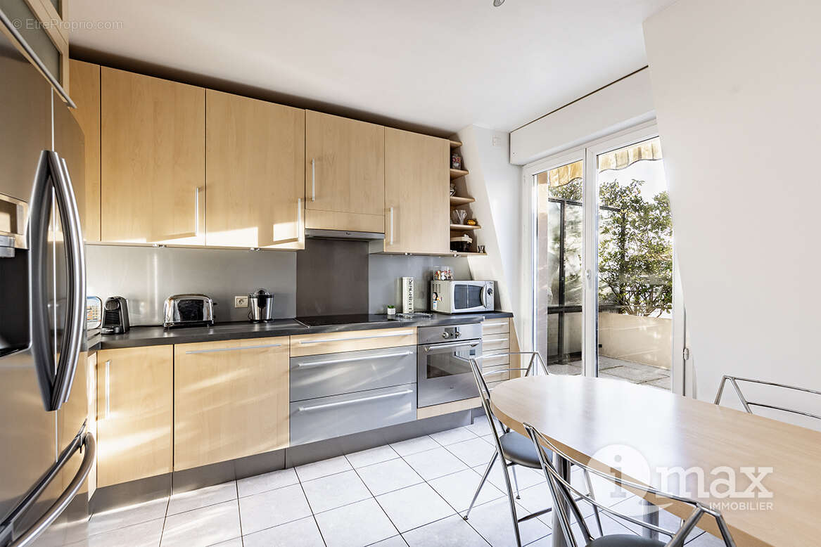 Appartement à BOIS-COLOMBES