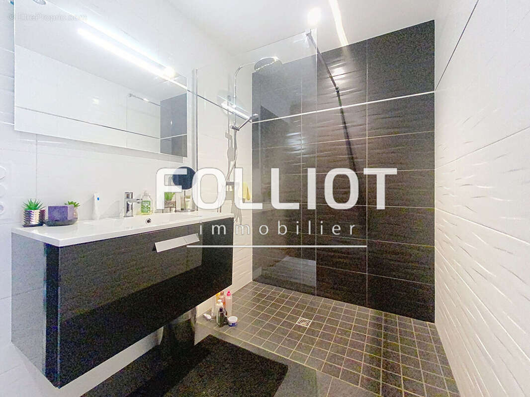 Maison à SAINT-GEORGES-DES-GROSEILLERS