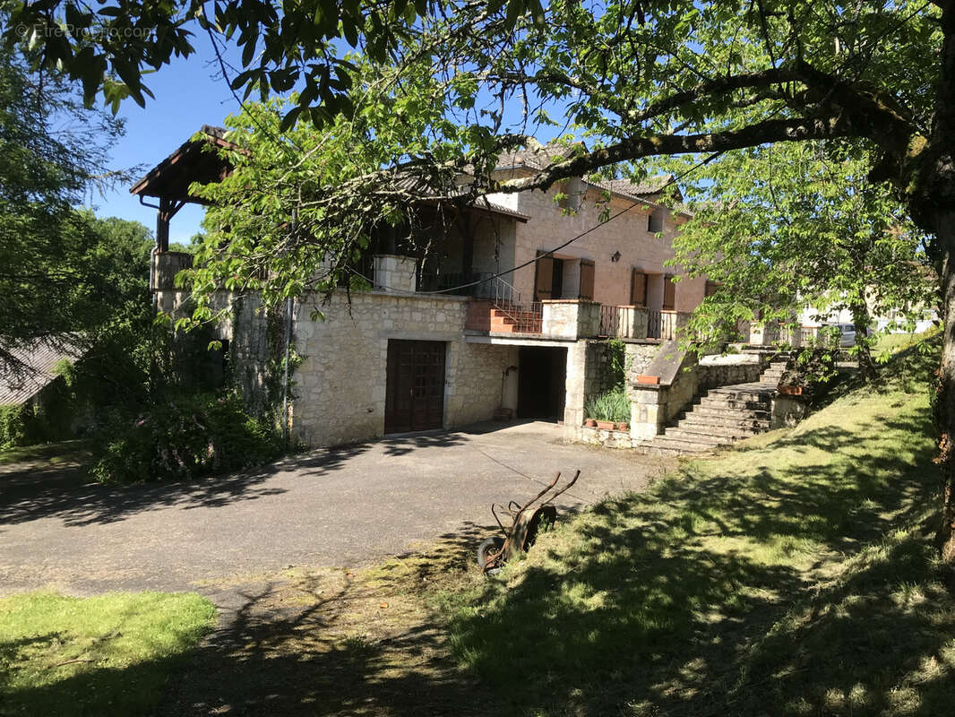 Maison à LAROQUE-TIMBAUT