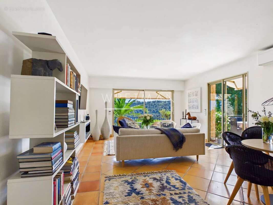 Appartement à VENCE