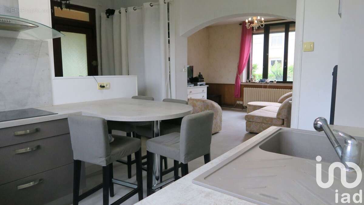 Maison 114 m² à Broussy-Le-Grand  - photo 4