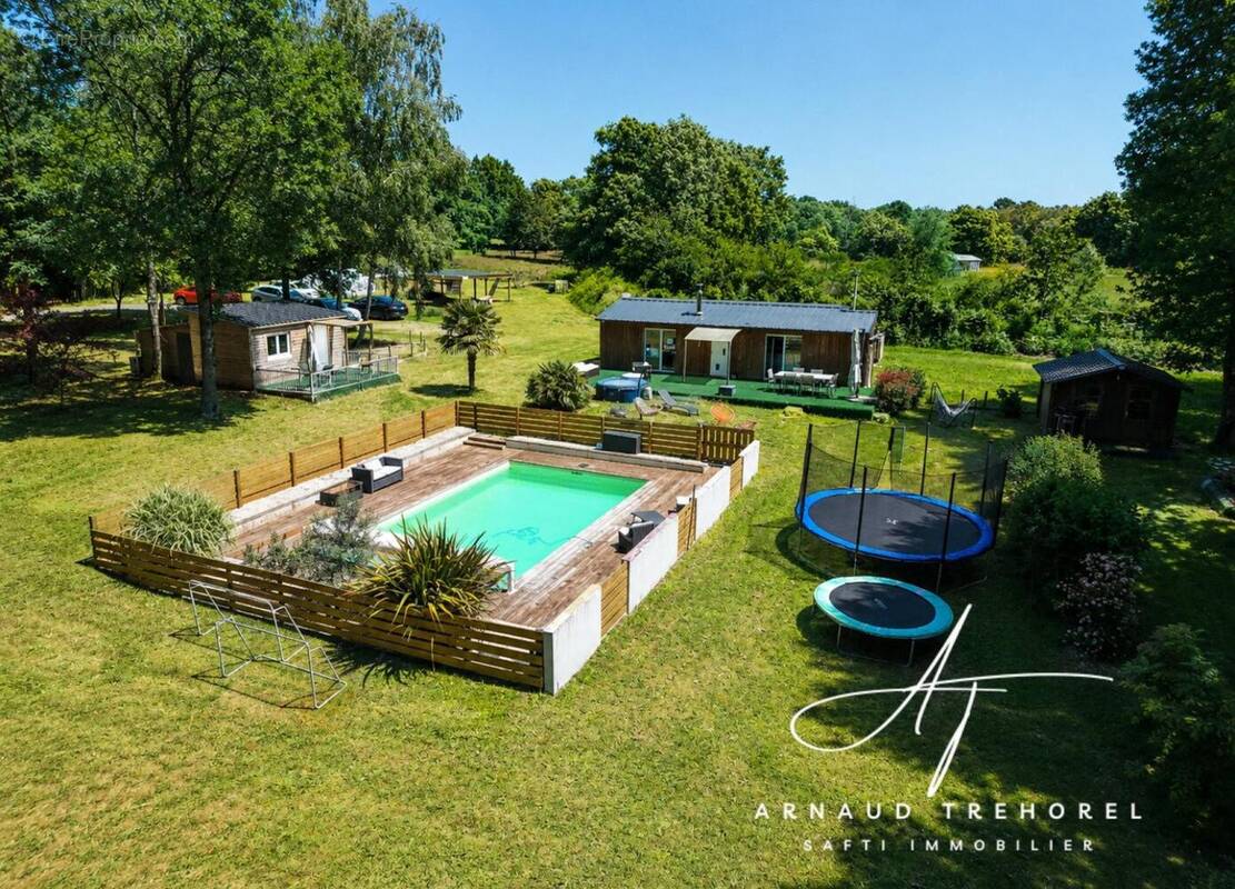 Photo 1 - Maison à JARZE