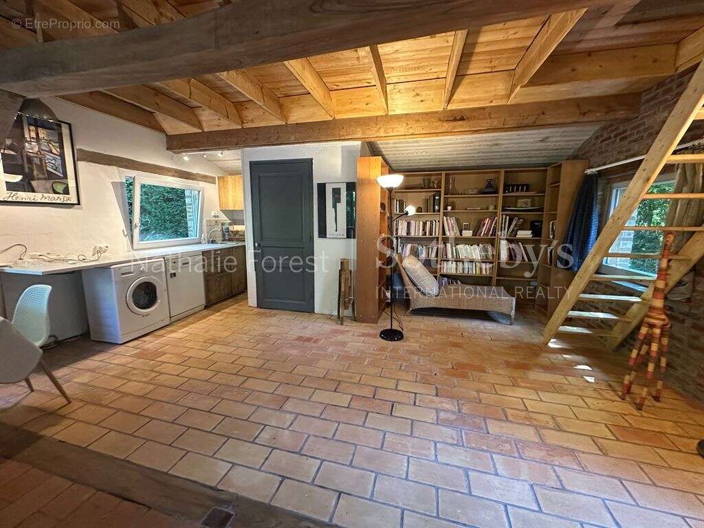 Superbe Terrain non constructible avec maison. - photo 7
