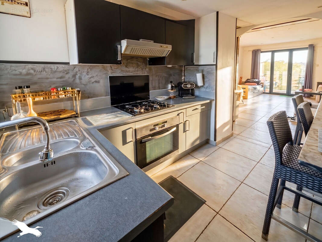 Appartement à MARSEILLE-10E