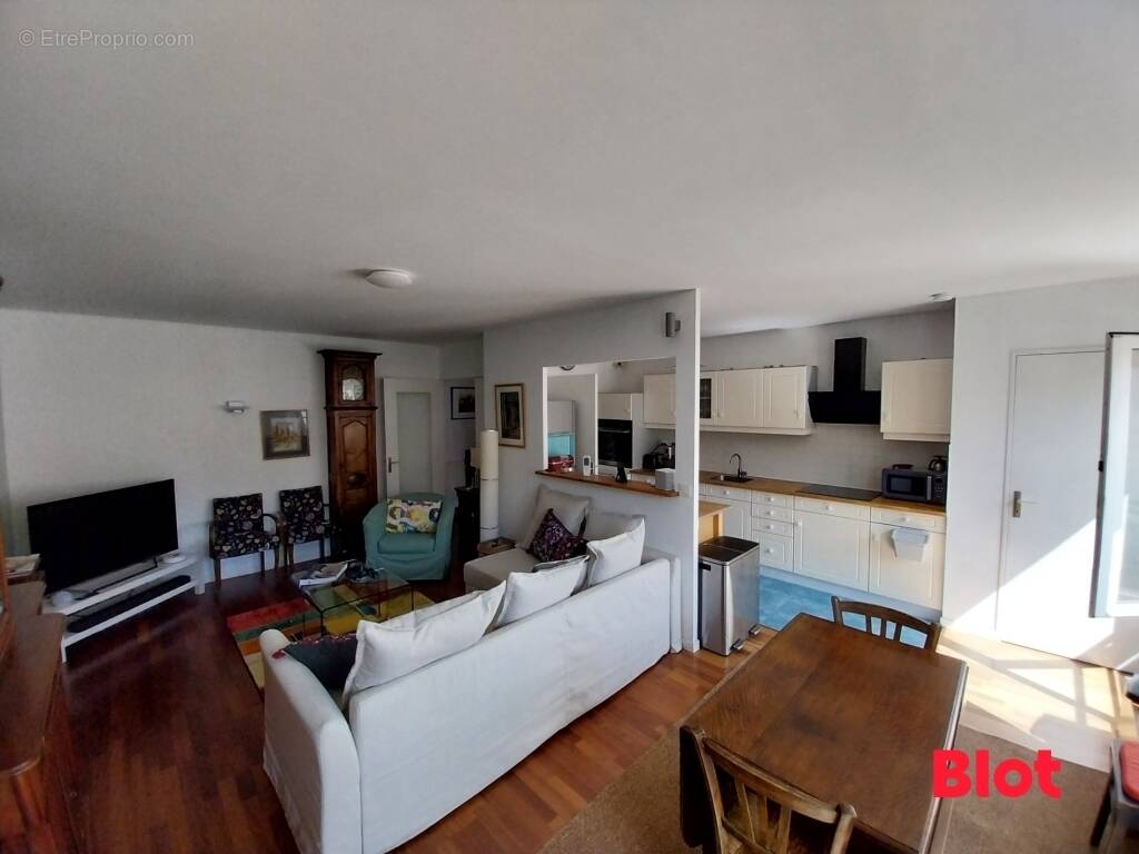 Appartement à SAINT-JACQUES-DE-LA-LANDE