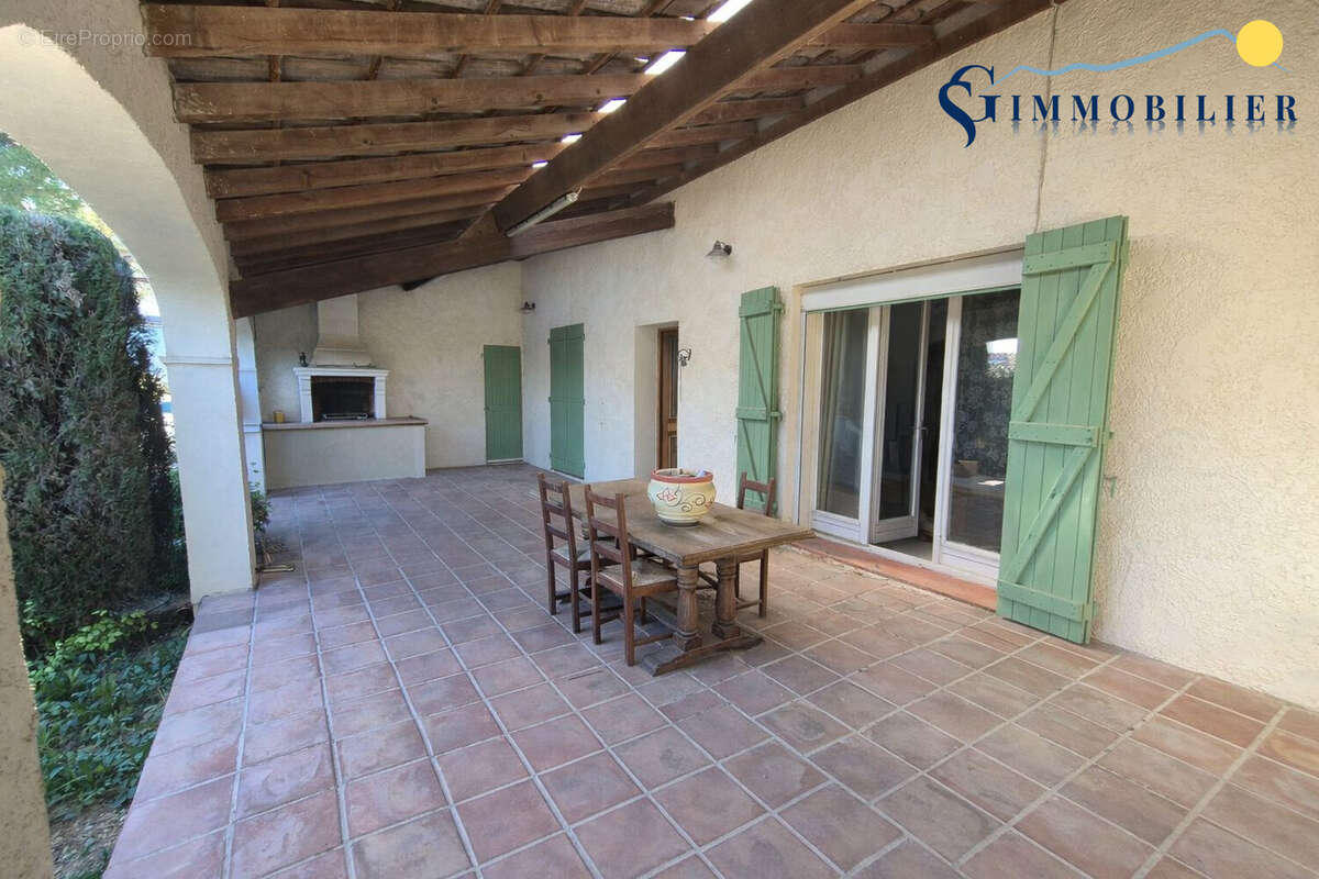 Maison à LA FARLEDE