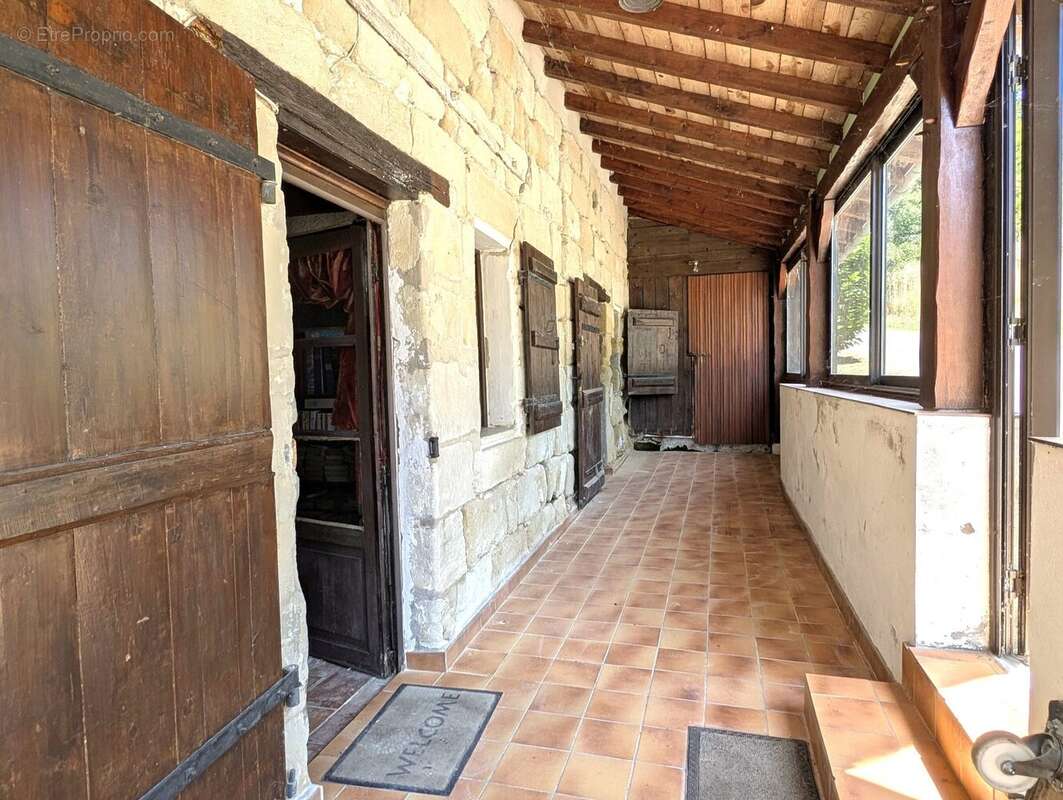 Maison à LAVERGNE