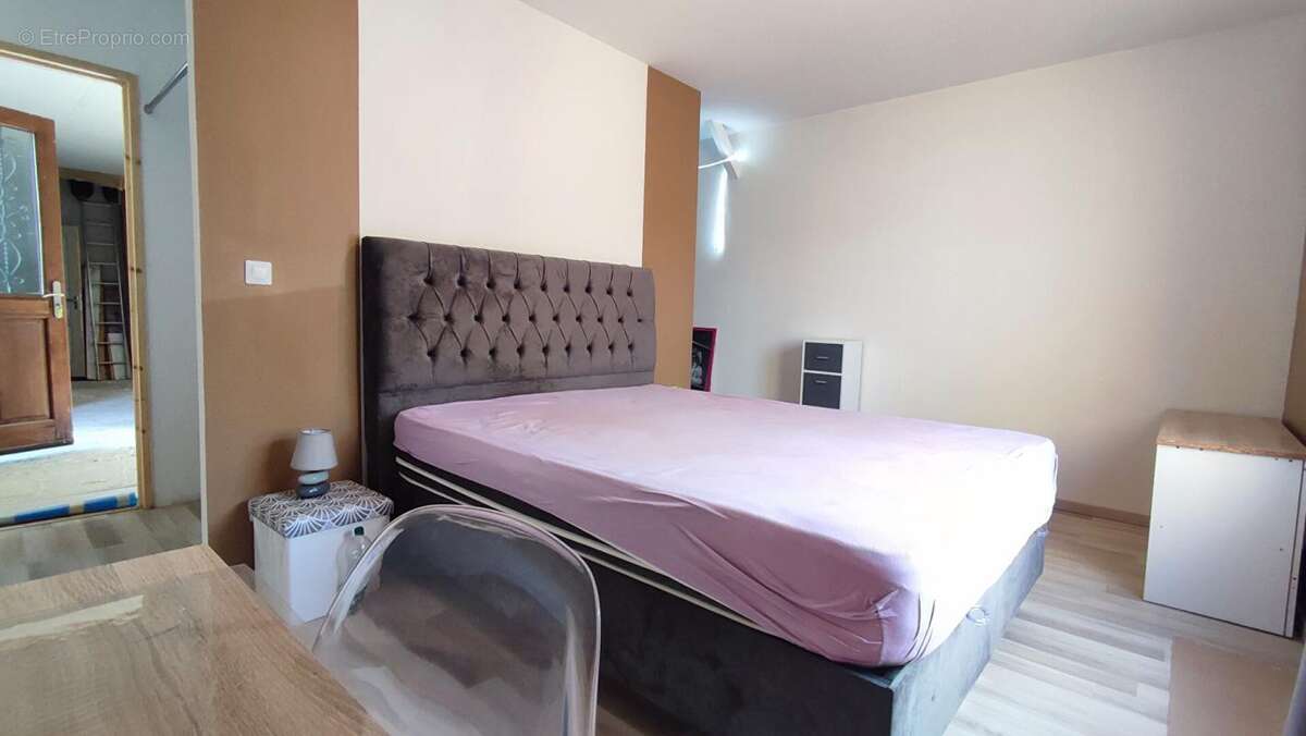 Maison à ORADOUR-FANAIS