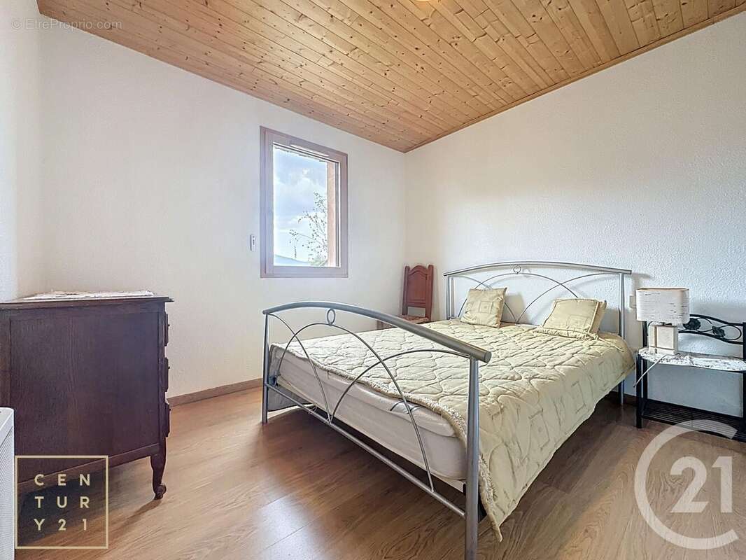 Maison à SAINT-PIERRE-DELS-FORCATS