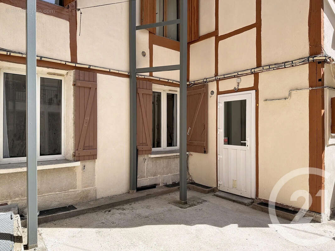 Appartement 27 m² à Dijon  - photo 7