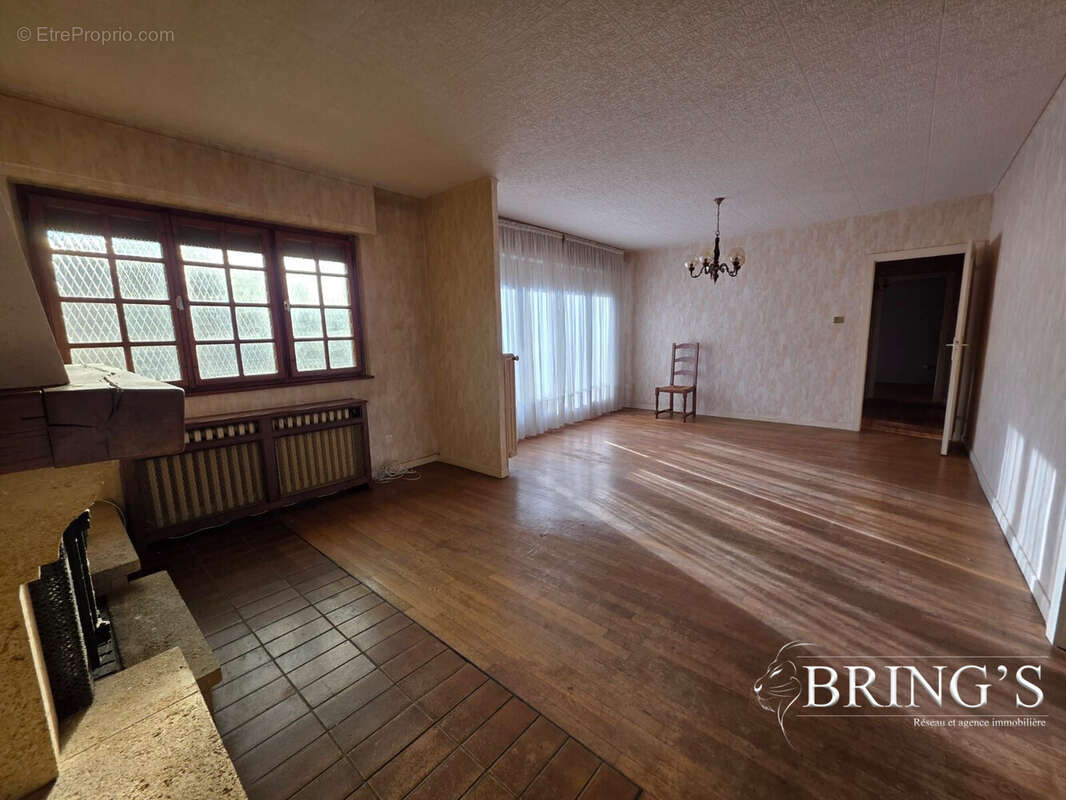 Maison à ARS-LAQUENEXY