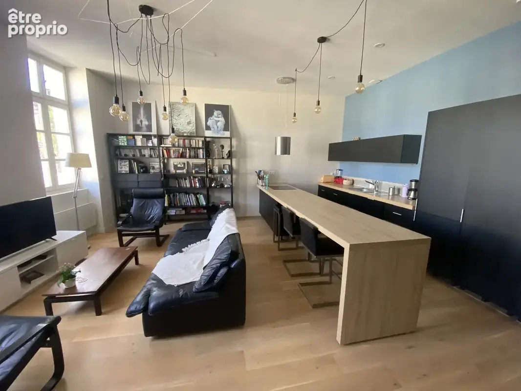 Immeuble avec appartement et bureaux  au cœur d'Auch - photo 2