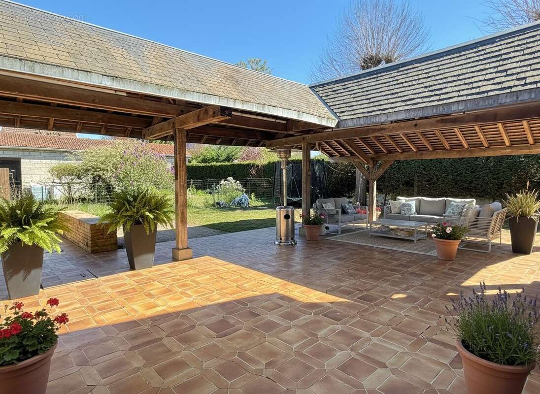 Maison à MERY-SUR-OISE