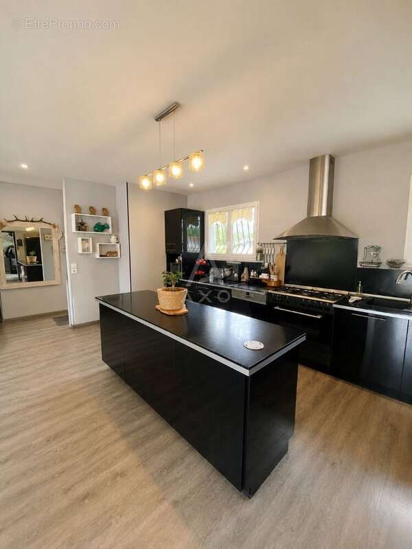 Maison t4 garage - photo 4