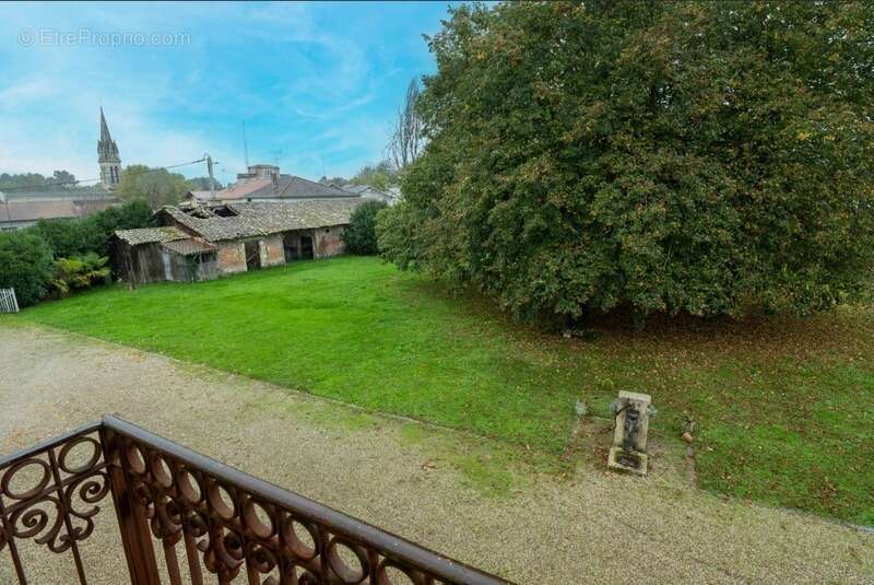 Maison à BELIN-BELIET