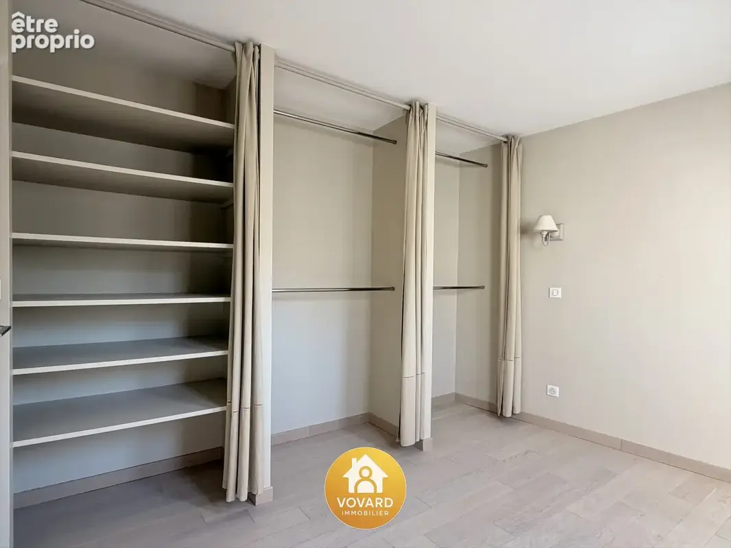 Pavillon de 152 m2 - 5 Chambres à 7 min de la gare - photo 14