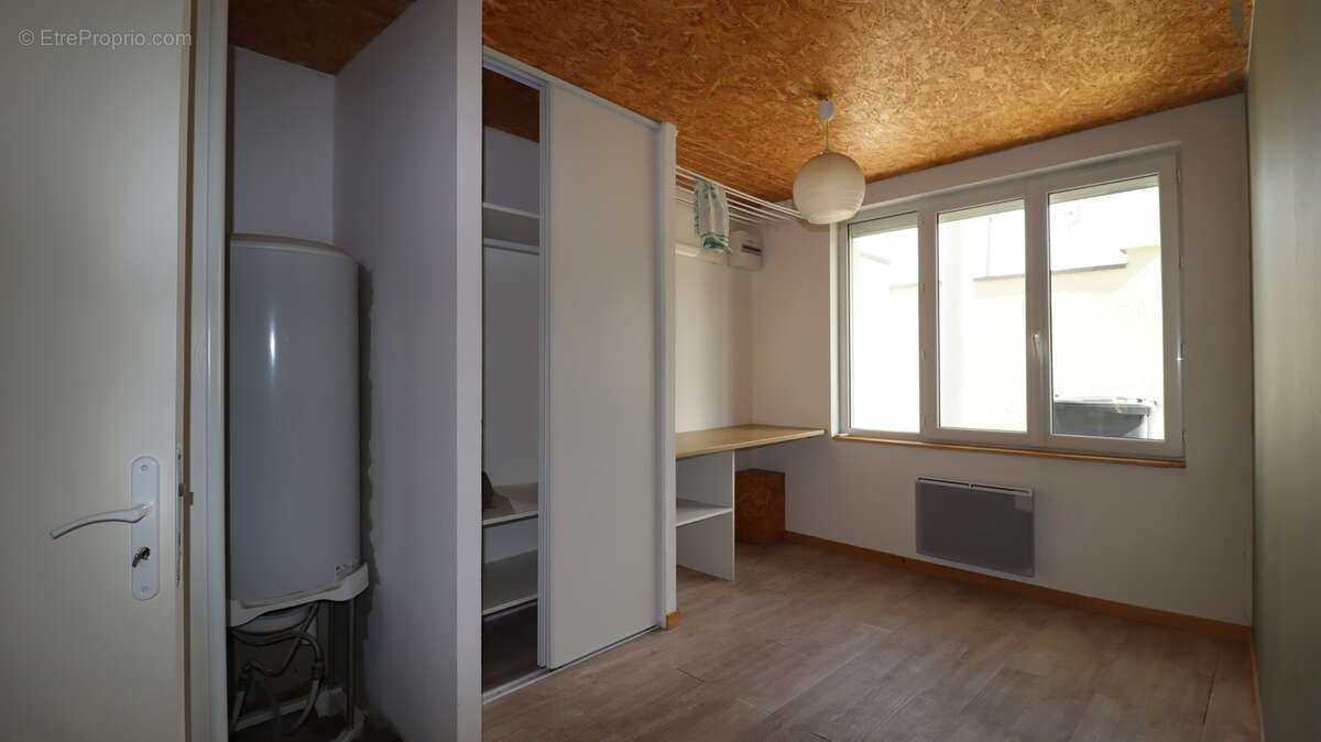 Maison à SURY-LE-COMTAL