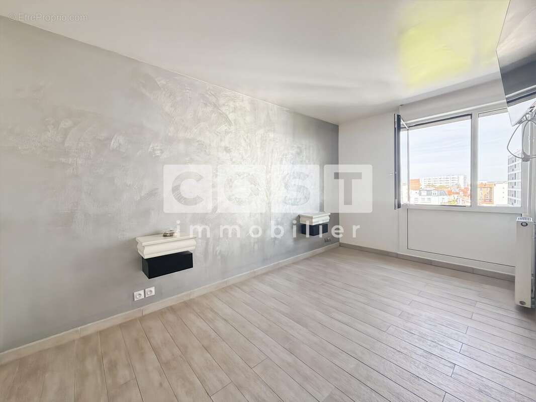 Appartement à ASNIERES-SUR-SEINE
