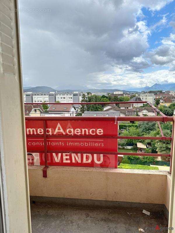 Appartement à SAINT-MARTIN-D&#039;HERES